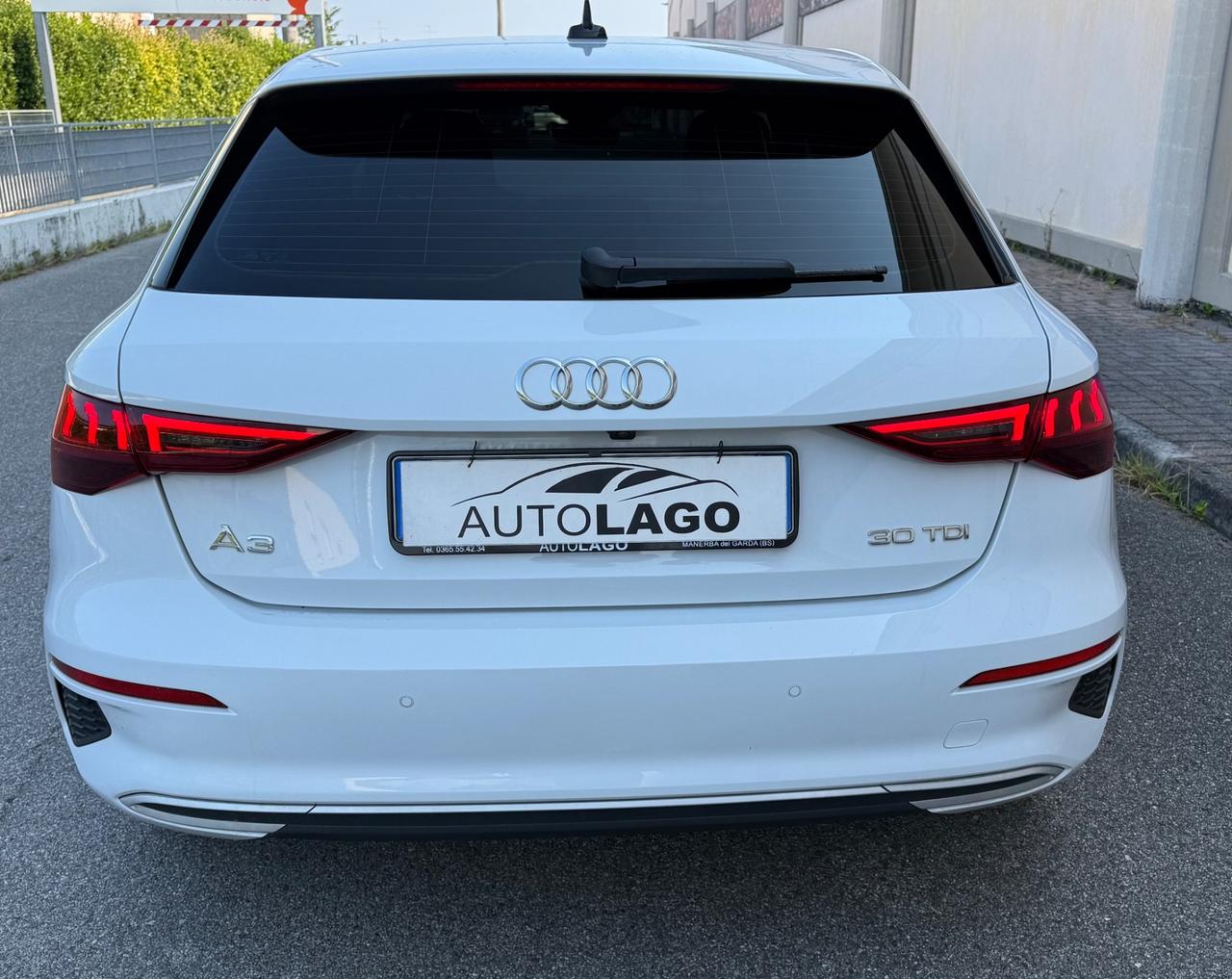 Audi A3 SPB 2.0 TDI S tronic Business .. 2022