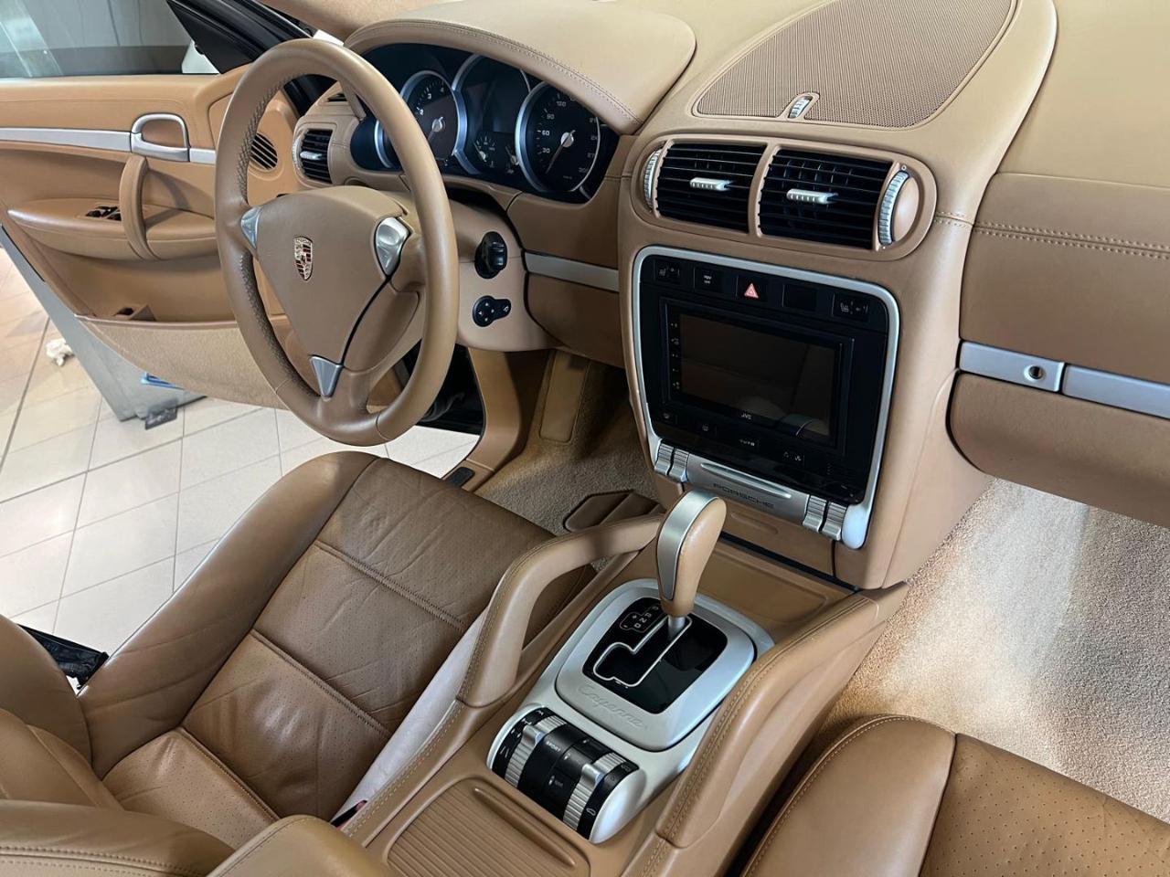 Porsche Cayenne 4.8 Turbo