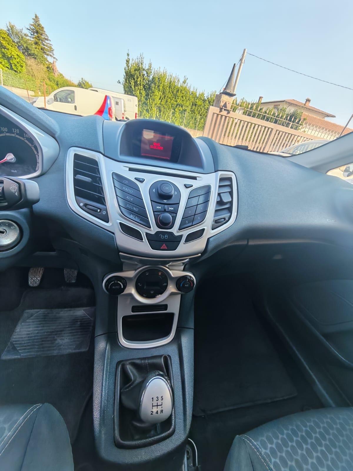Ford Fiesta 1.4 TDCi 5p. Titanium garantirà