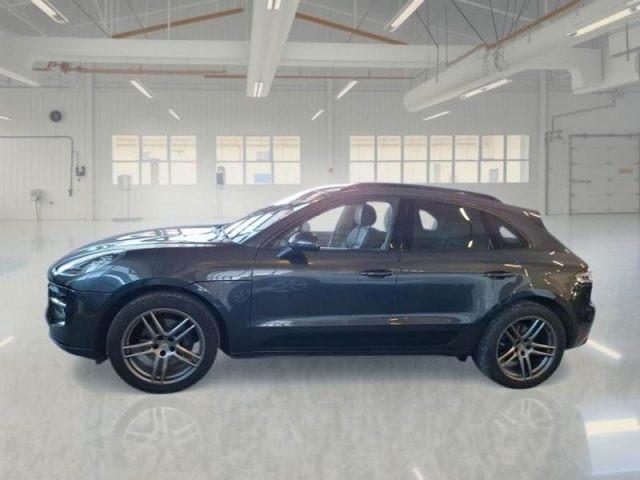 PORSCHE Macan 2.0