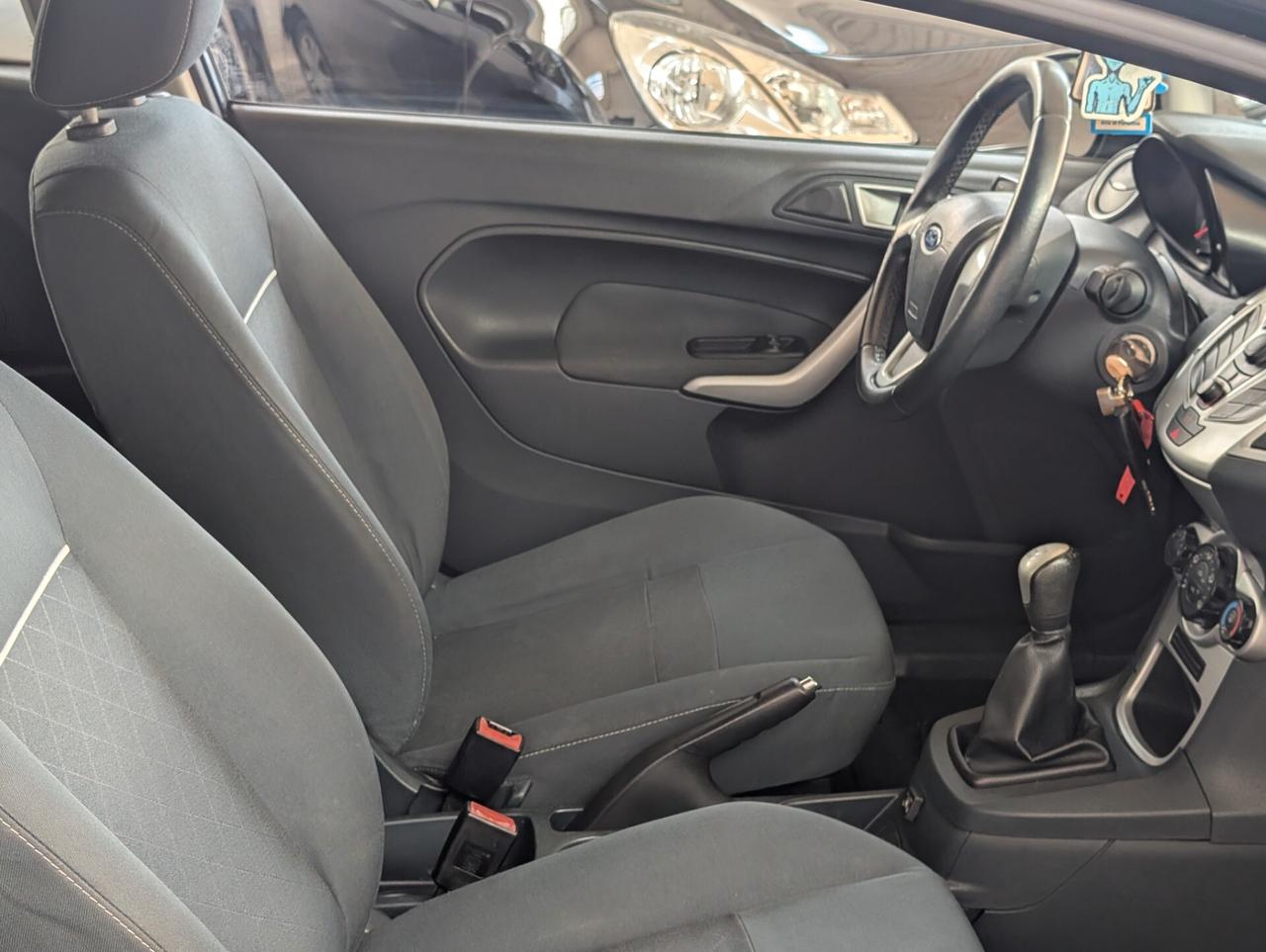 Ford Fiesta 1.2 GPL Titanium Bs.