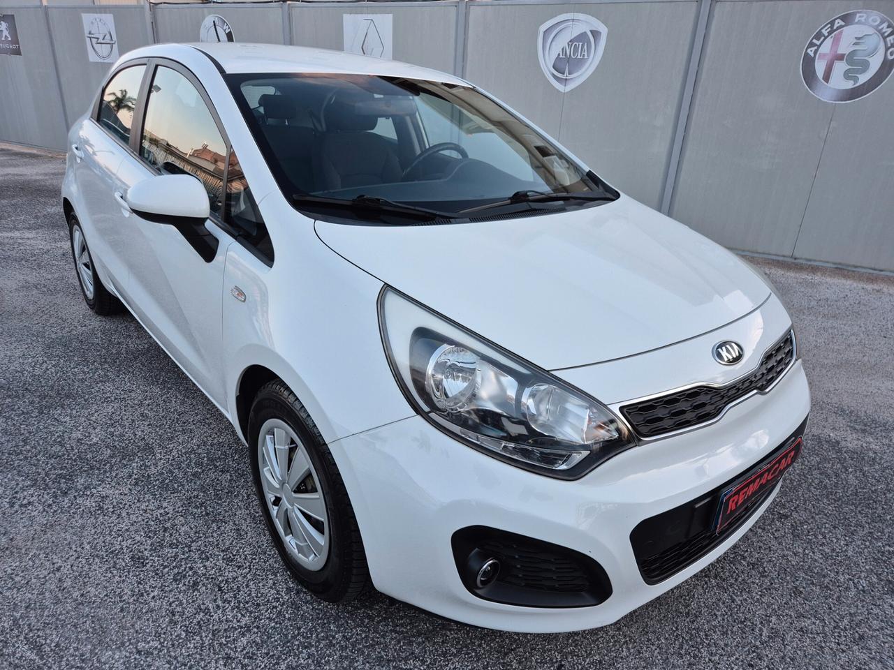 Kia RIO 1.1 CRDi 5p. Cool NUOVA FULL 2014
