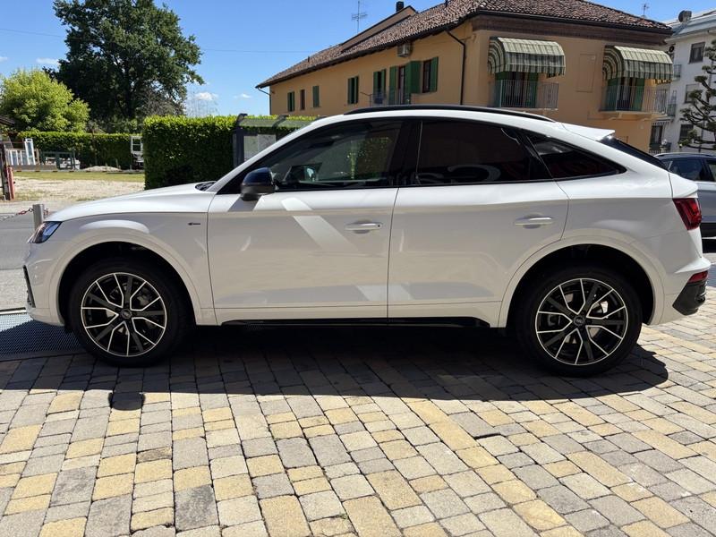 Audi Q5 Sportback 40 2.0 tdi mhev 12V S line quattro s-tronic MATRIX-NAVI-20"