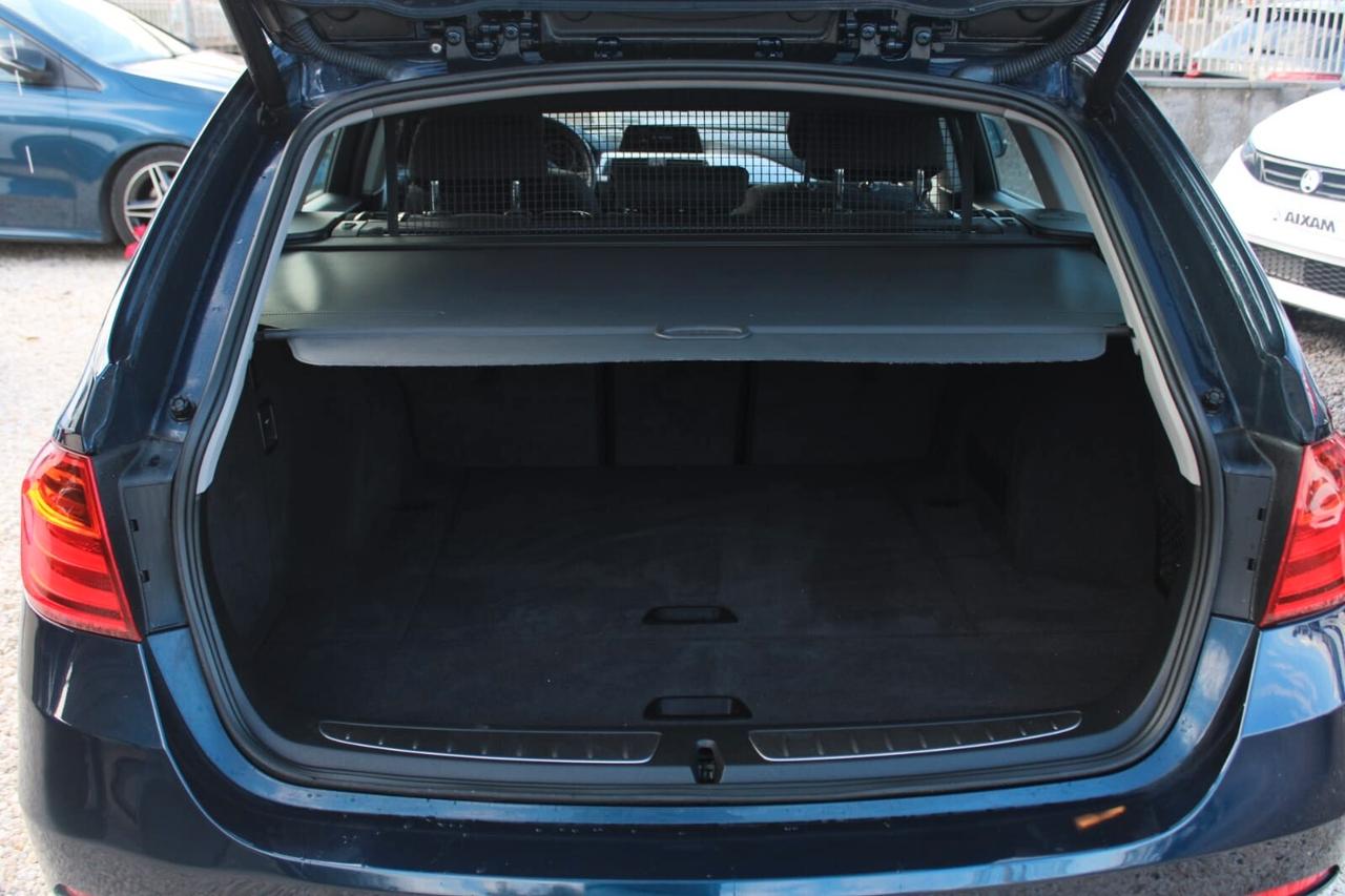 Bmw 318 318d Touring Business aut.