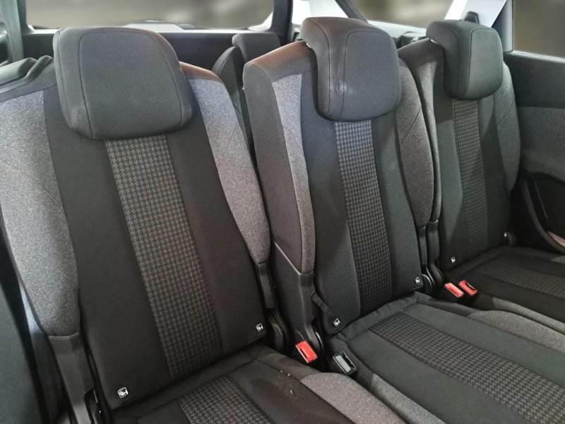 PEUGEOT 5008 BlueHDi 130 Business EAT8 S/S aut.