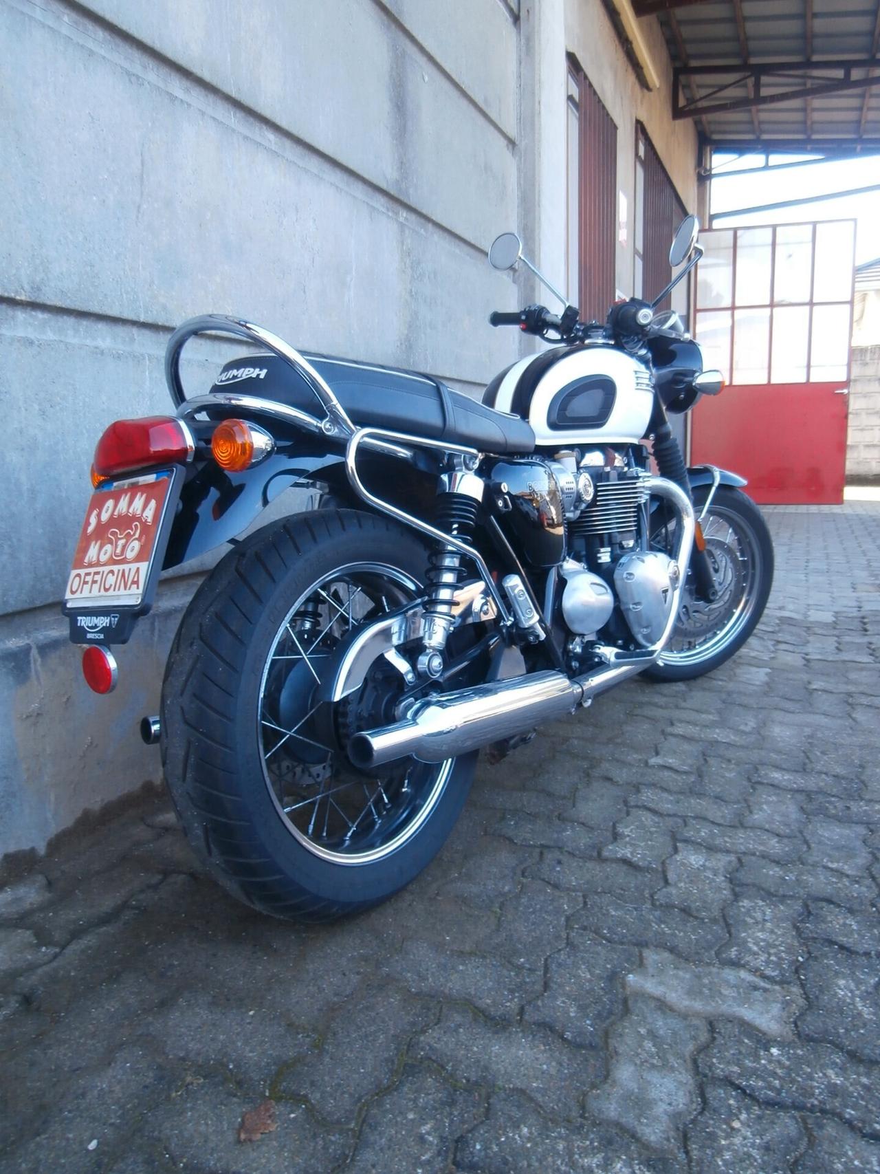Triumph Bonneville T120 del 2016, Passaggio , tagliando e garanzia inclusi