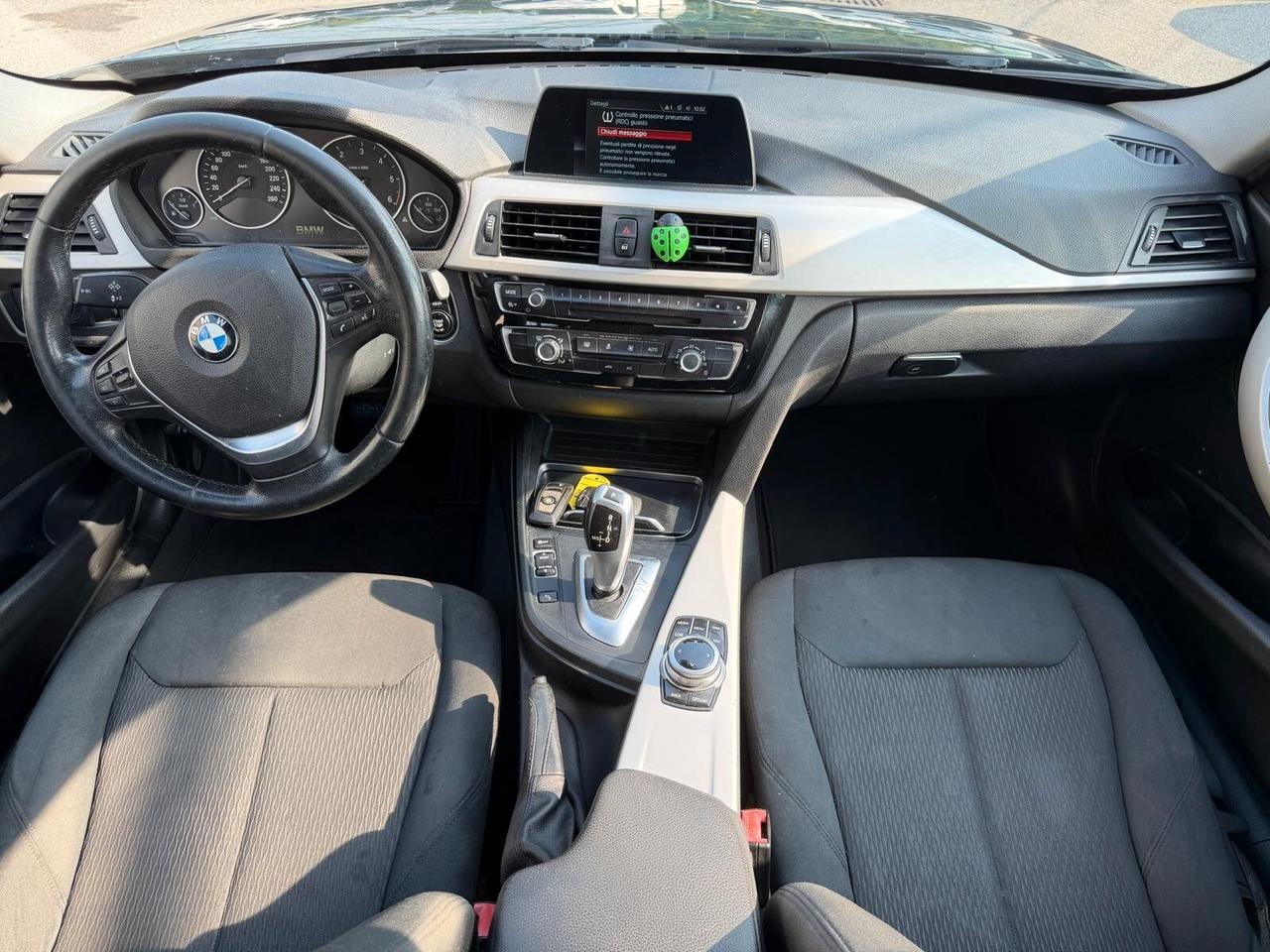 Bmw 318 318d Touring Business Advantage aut.