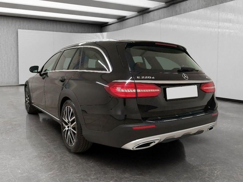 Mercedes-Benz Classe E E SW All-Terrain 220 d Business Sport 4matic auto