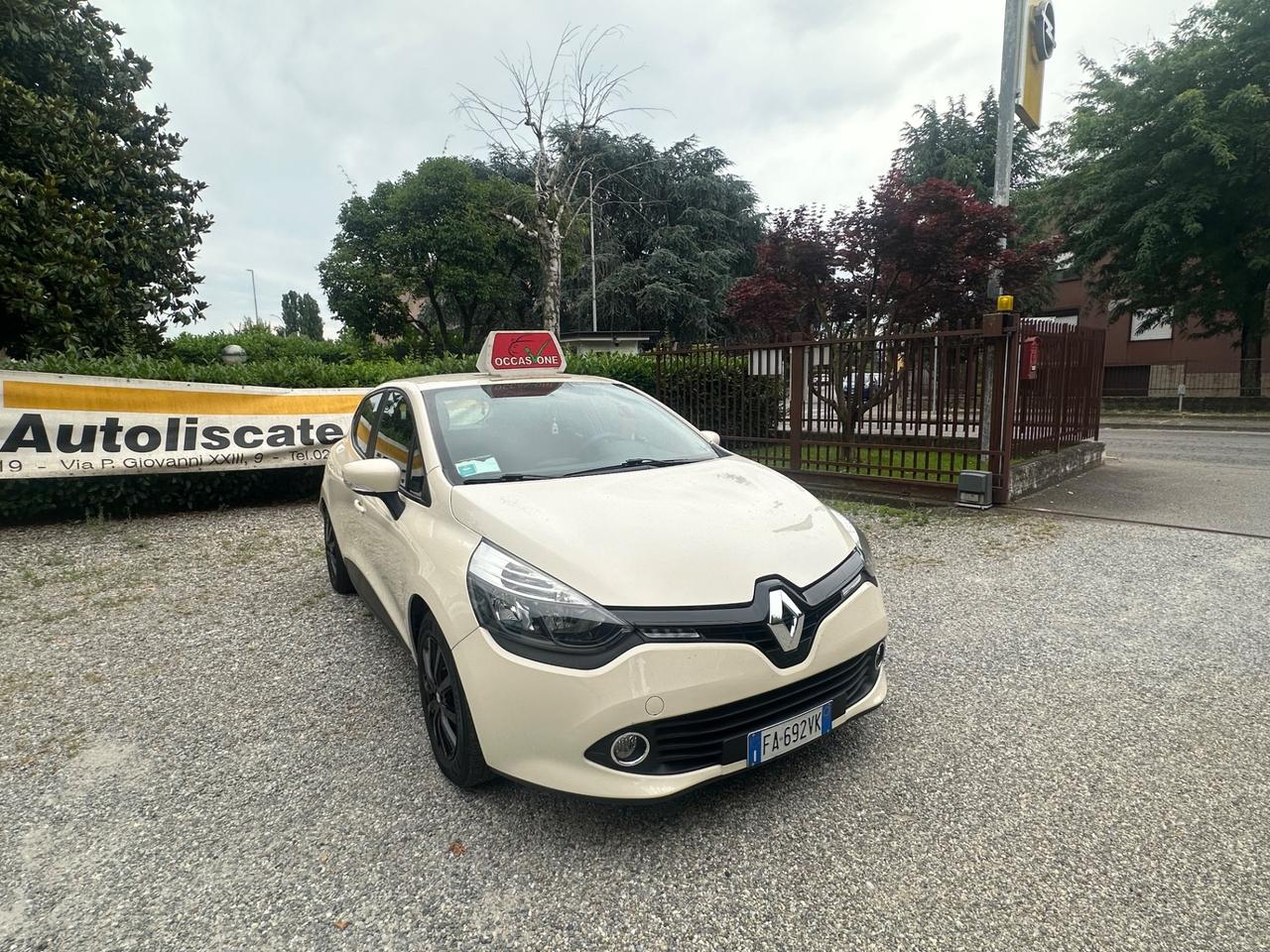 Renault Clio 1.2 75 CV 5 porte Duel