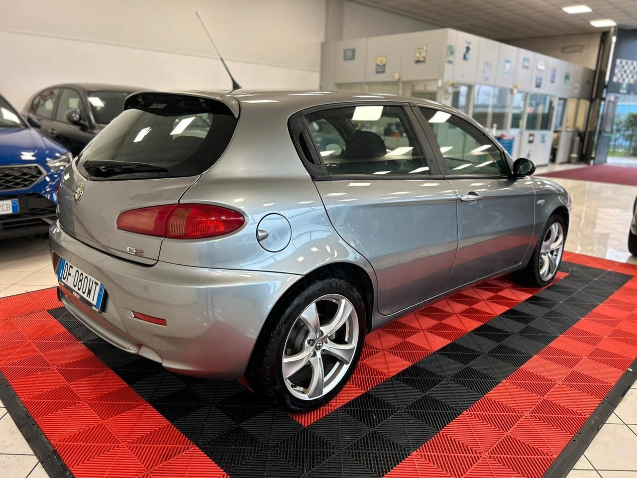 Alfa Romeo 147 1.9 JTD M-JET 16V 5 porte Q2