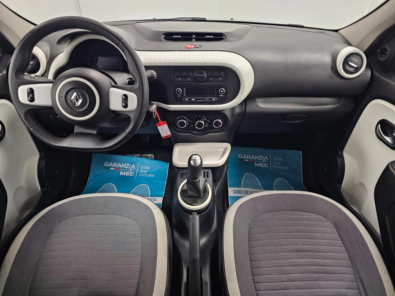Renault Twingo SCe Life - NeoPatentati