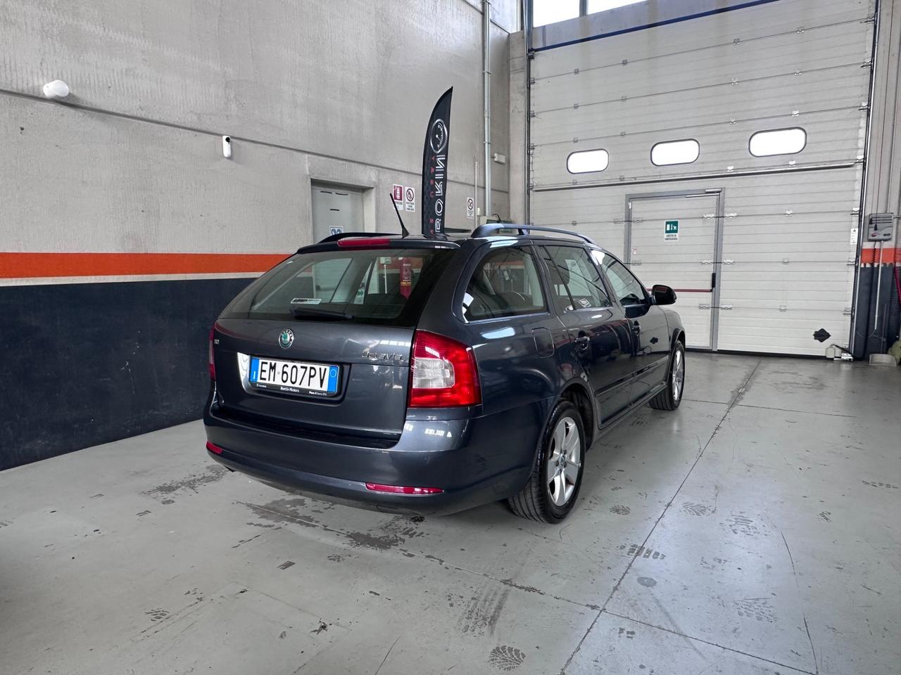 Skoda Octavia 1.6 TDI CR F.AP. Wagon Elegance