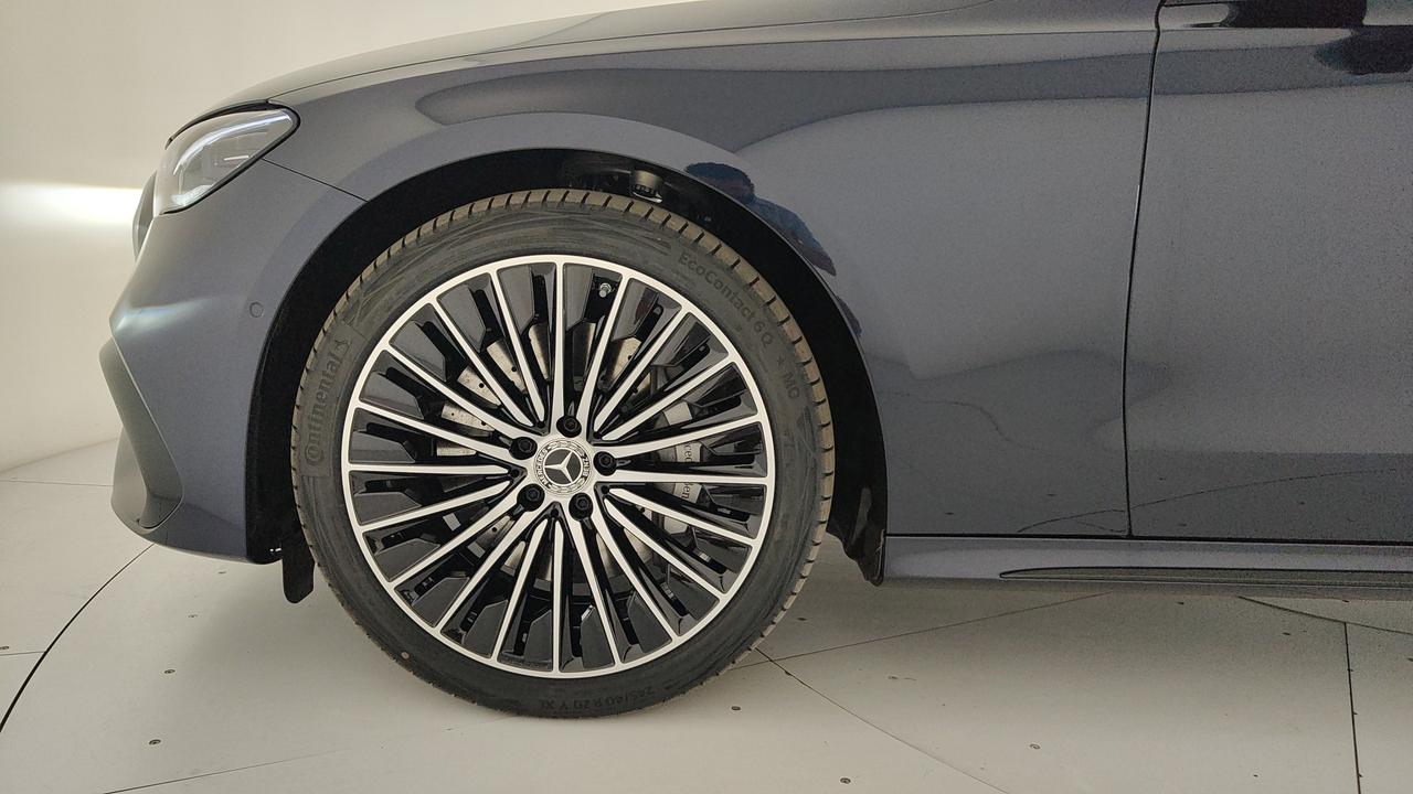 Mercedes-Benz E 220 d 4MATIC