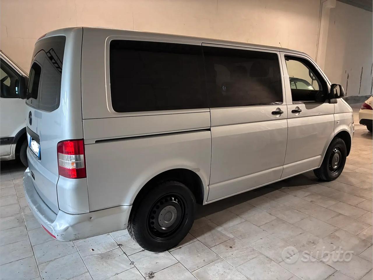 Volkswagen Caravelle 9 Posti LEGGERE ANNUNCIO