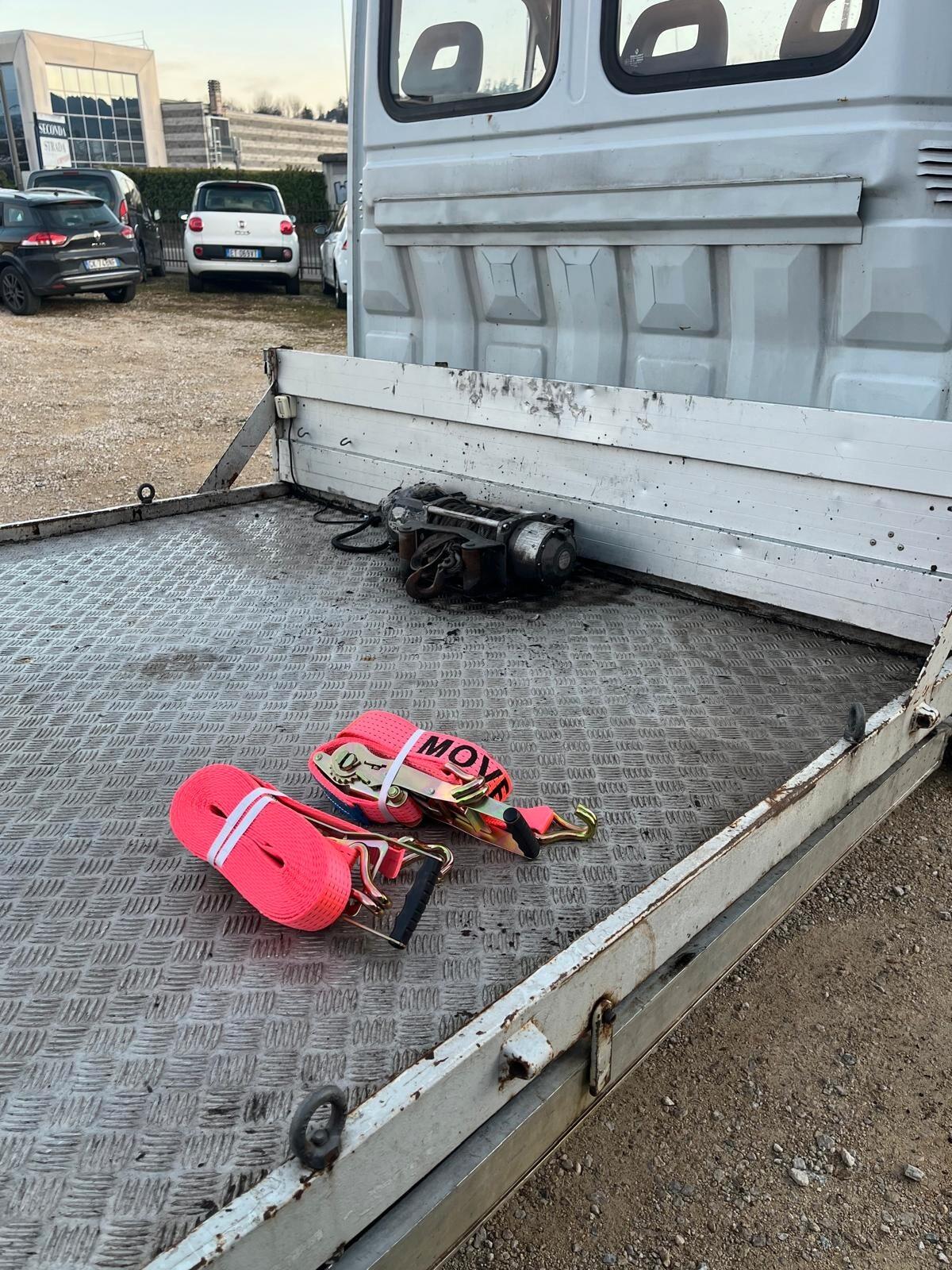 Renault Master Carroattrezzi