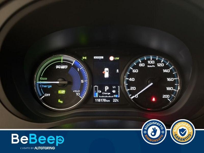 Mitsubishi Outlander PHEV 2.4 DIAMOND 4WD