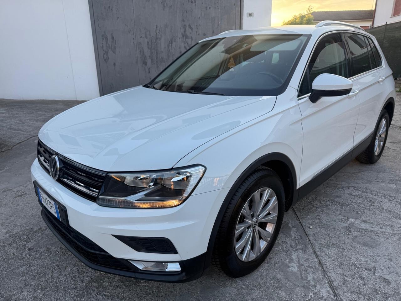Volkswagen Tiguan 1.6 TDI KM CERTIFICATI 88800 NEW
