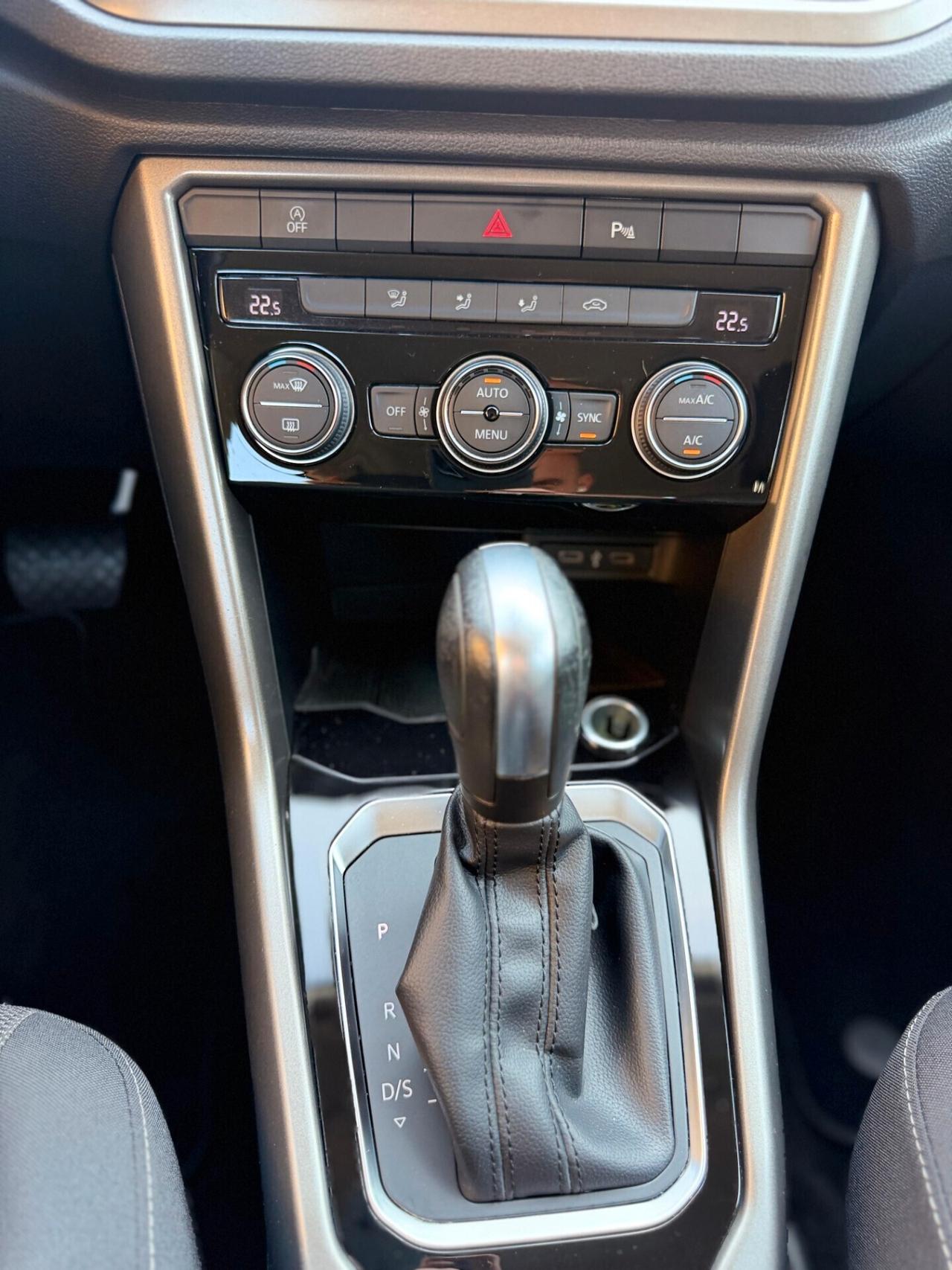Volkswagen T-Roc 1.5 benzina TSI ACT DSG