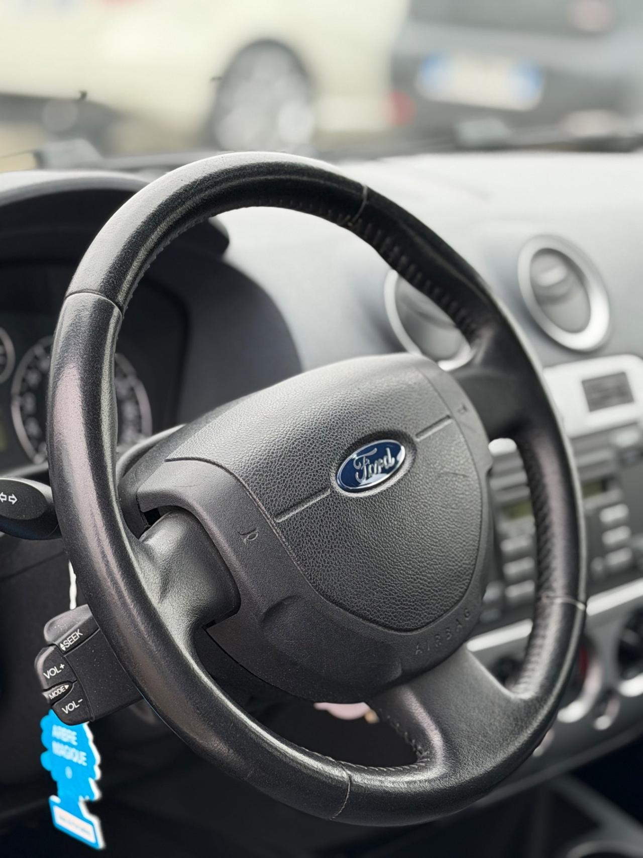 Ford Fusion 1.4 16V 5p. (130.000KM)