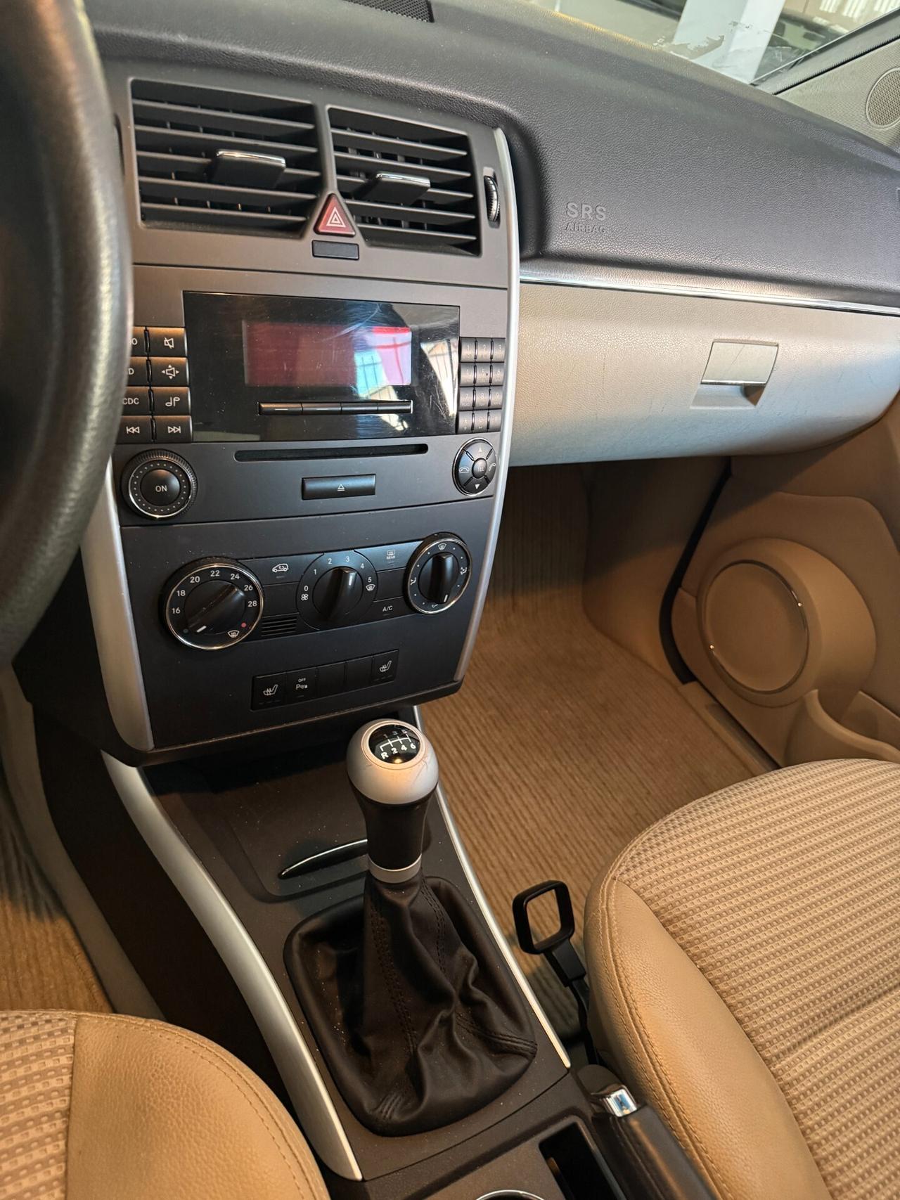 Mercedes-benz B 180 CDI Chrome Neopatentati