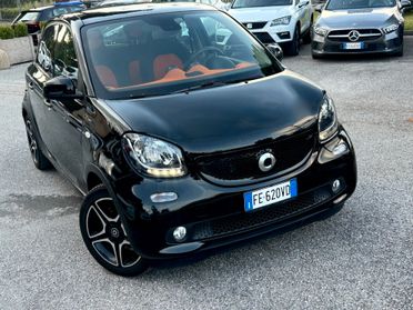 " UNA CHICCA " Smart ForFour 70 1.0 twinamic Passion
