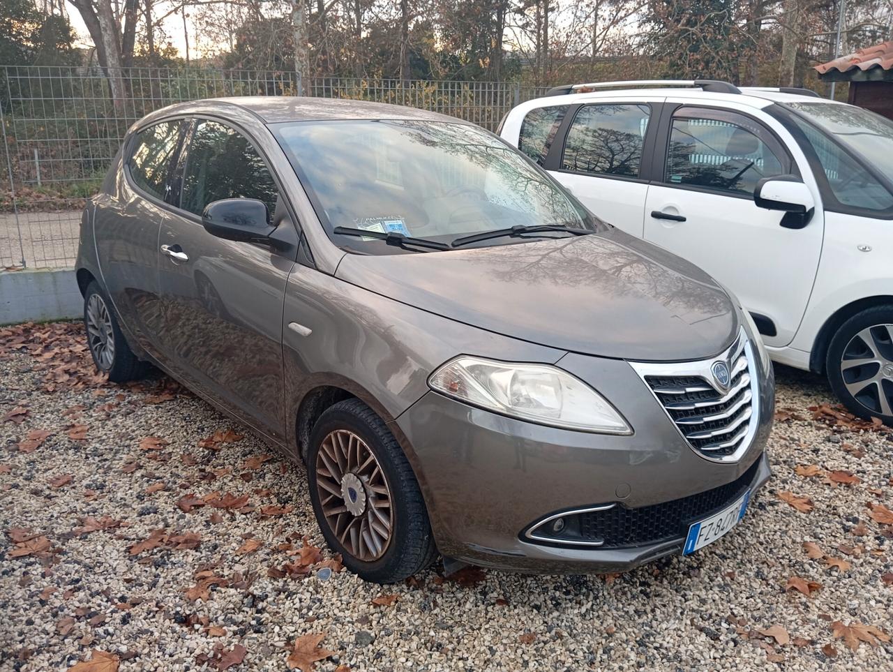 Lancia Ypsilon 1.2 69 CV Unyca