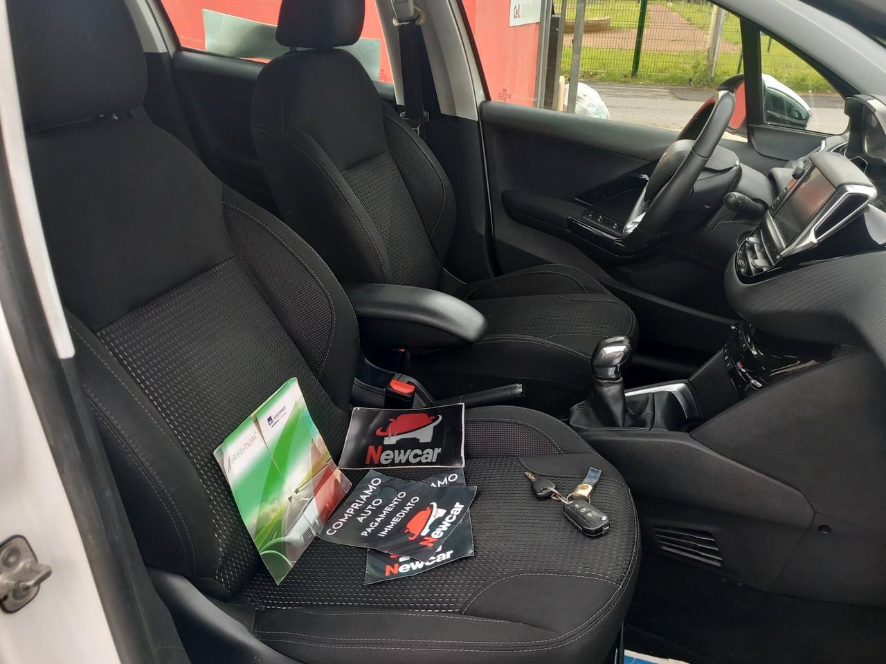 Peugeot 208 PureTech 82 5p. GPL Allure FULL OPTIONAL TENUTA PARI AL NUOVO NAVI SENSORI XENO LED