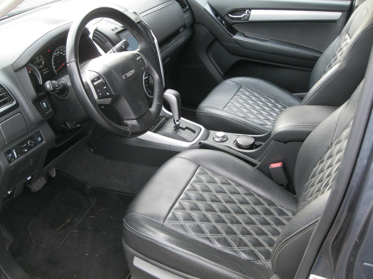 Isuzu D-Max 1.9 Crew Cab 4X4 A/T Solar Plus