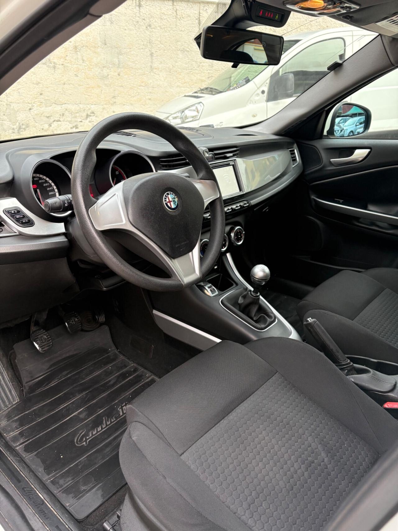 Alfa Romeo Giulietta 1.6 MJT 105cv magnifica