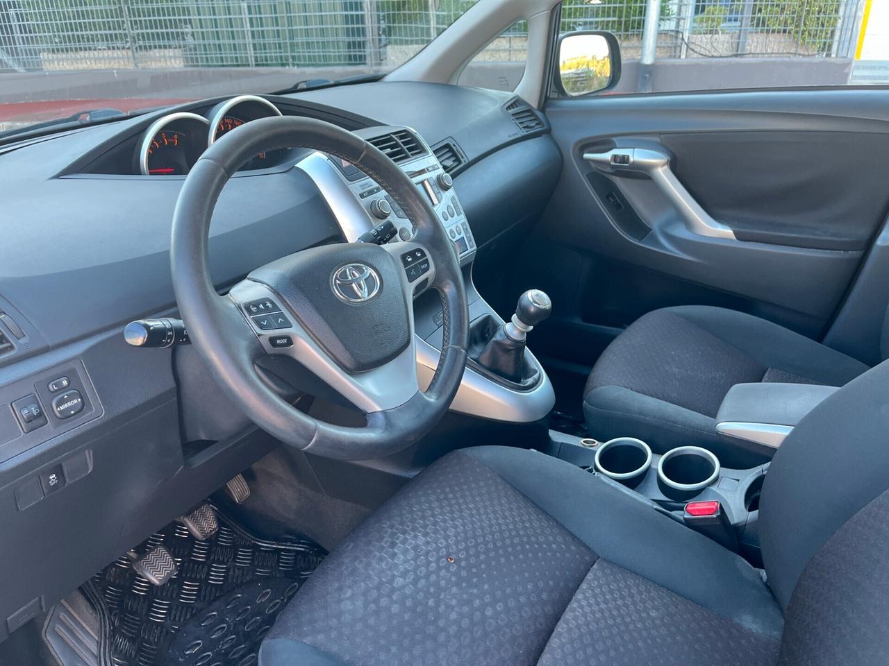 Toyota Verso 2.0 D-4-D Luxury Pack 7 posti TETTO PANORAMICO
