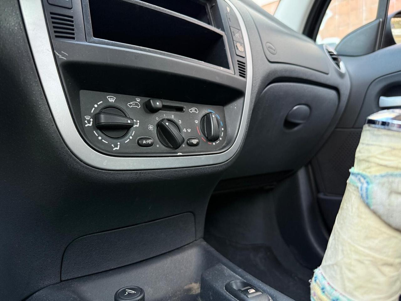 Citroen C3 1.1b 160mila Km Full Optional Ottima 2009