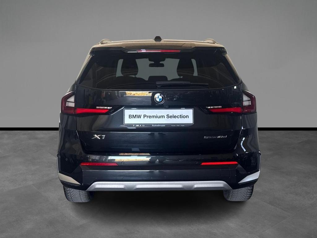BMW X1 18 d X-Line Edition Essence sDrive DCT