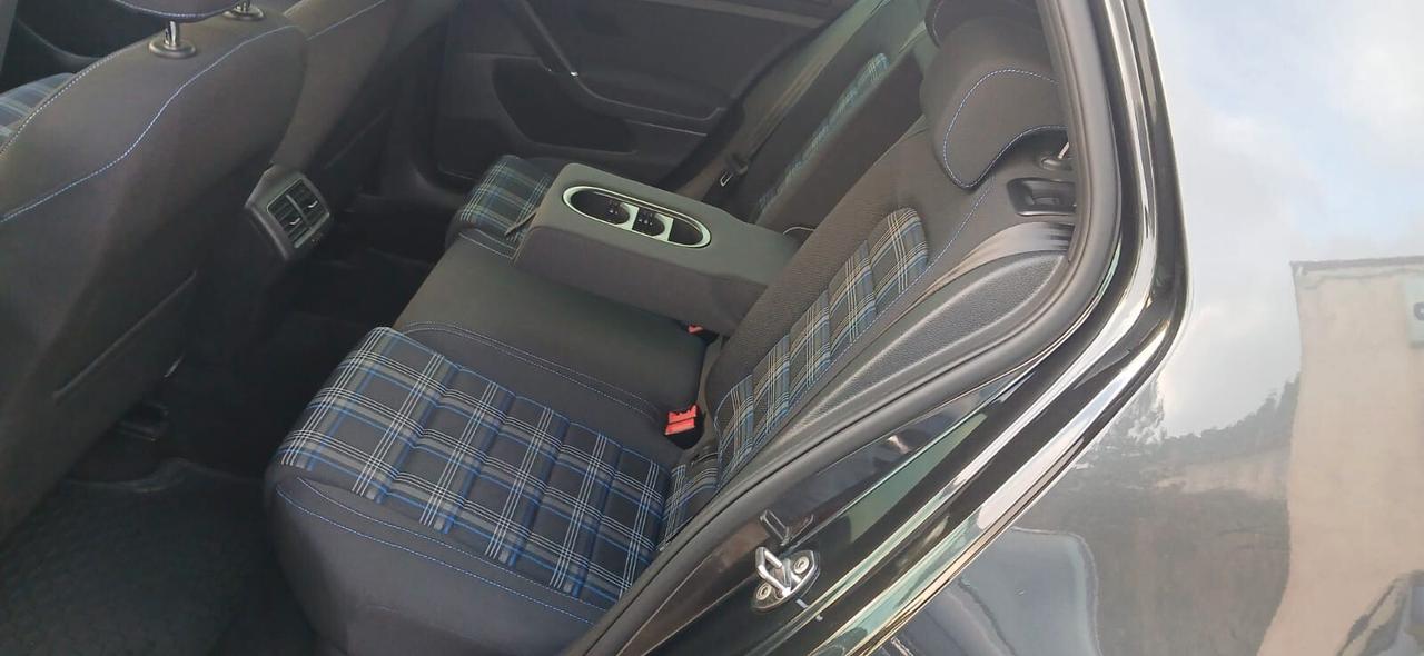Volkswagen Golf 7° GTE 1.4 TSI DSG Hybrid - 2016
