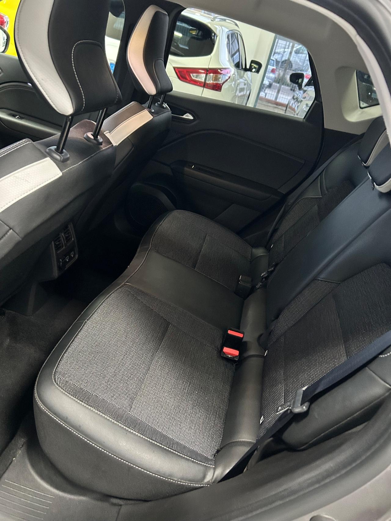 Renault Captur TCe 1.0B x neopatentati 2024