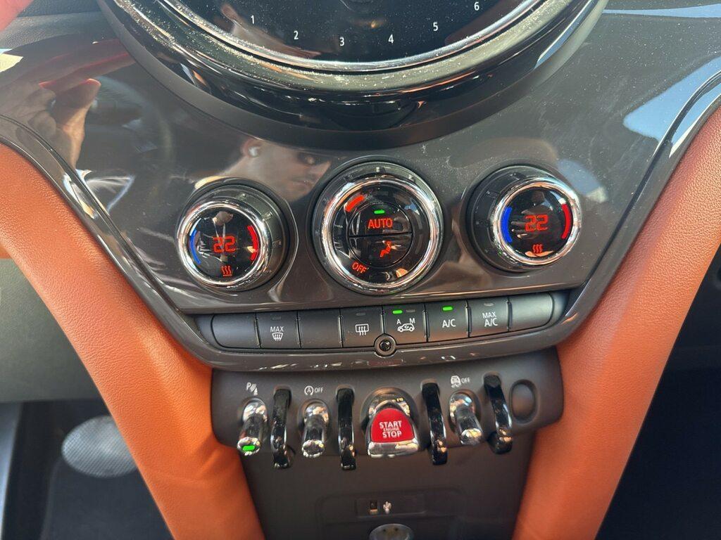 Mini Cooper Countryman 1.5 Business Auto