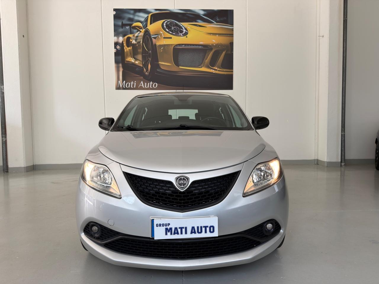 Lancia Ypsilon 1.2 69 CV 5 porte S&S Gold