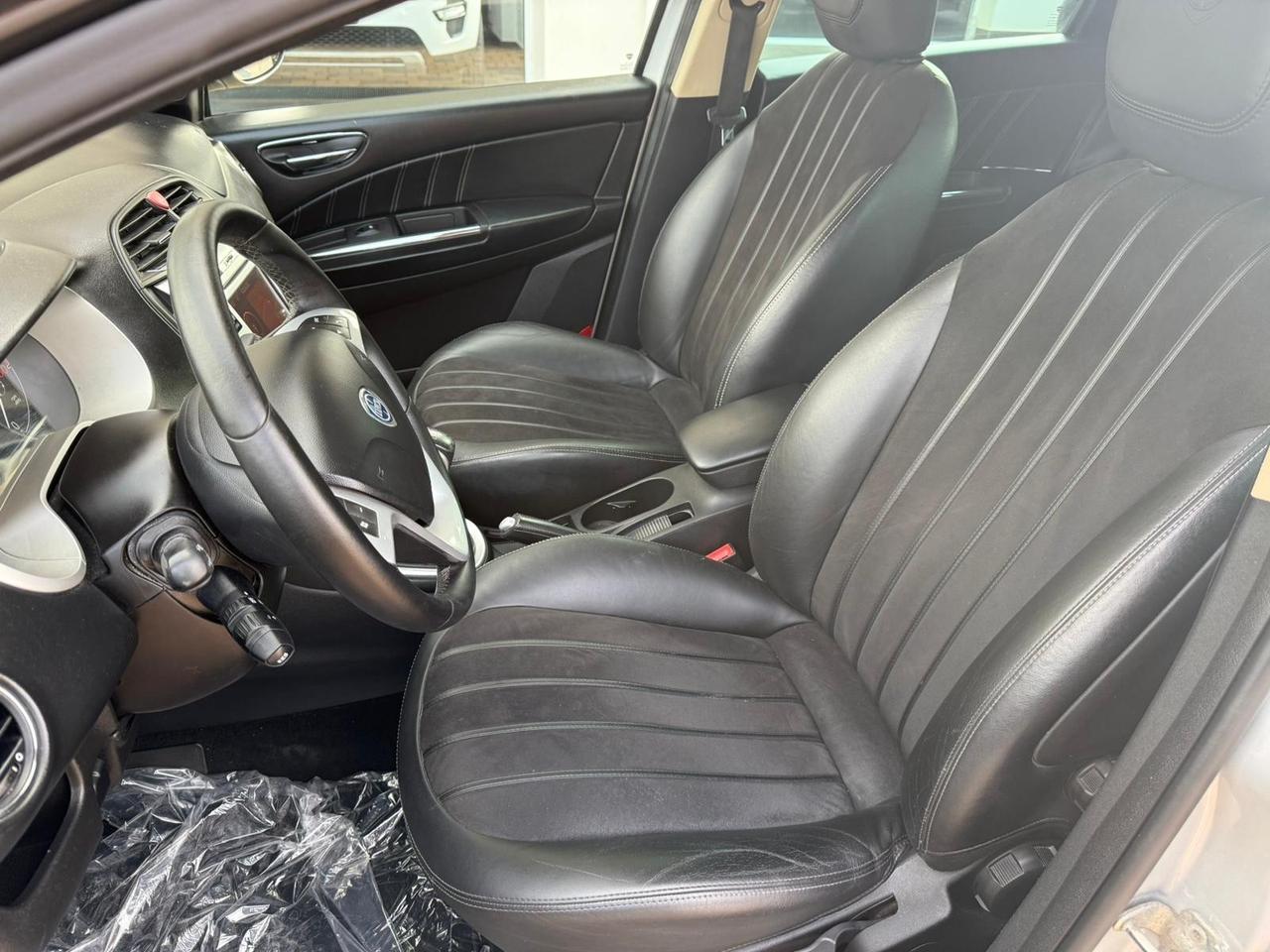 Lancia Delta 1.6 MJT DPF Silver