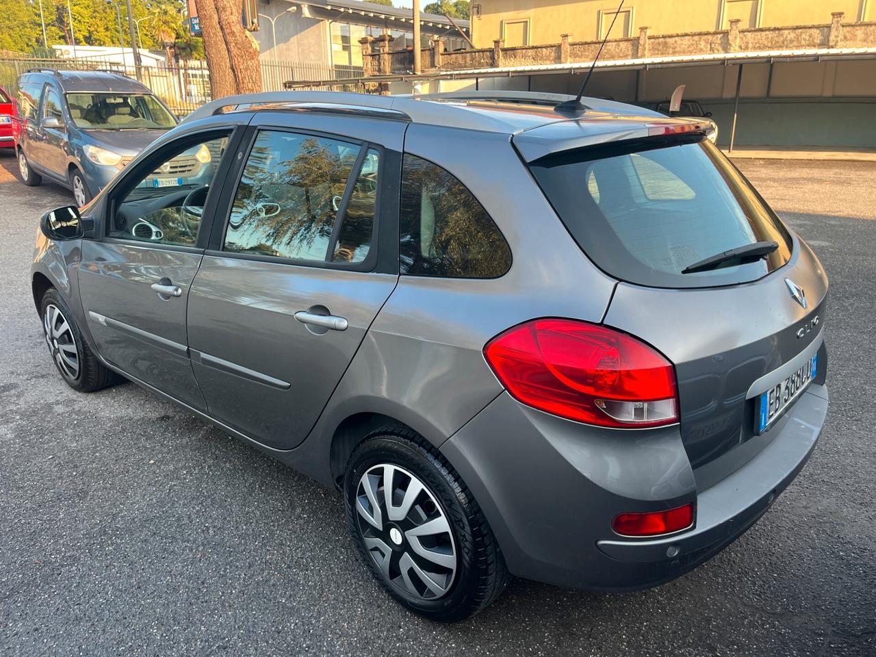 Renault Clio 1.2 16V SporTour Dynamique