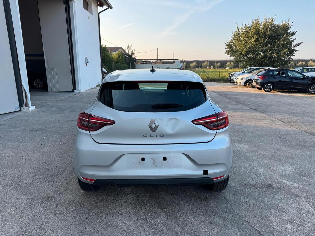 Renault Clio 1.0 sce Intens 65cv my21 - INCIDENTATA