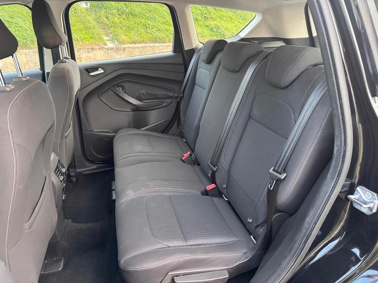 Ford Kuga 2.0 EcoBlue 120 CV aut. 2WD Titanium Business