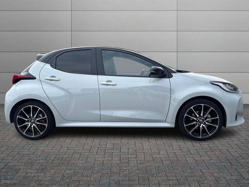 Toyota Yaris Hybrid GR Sport MY22