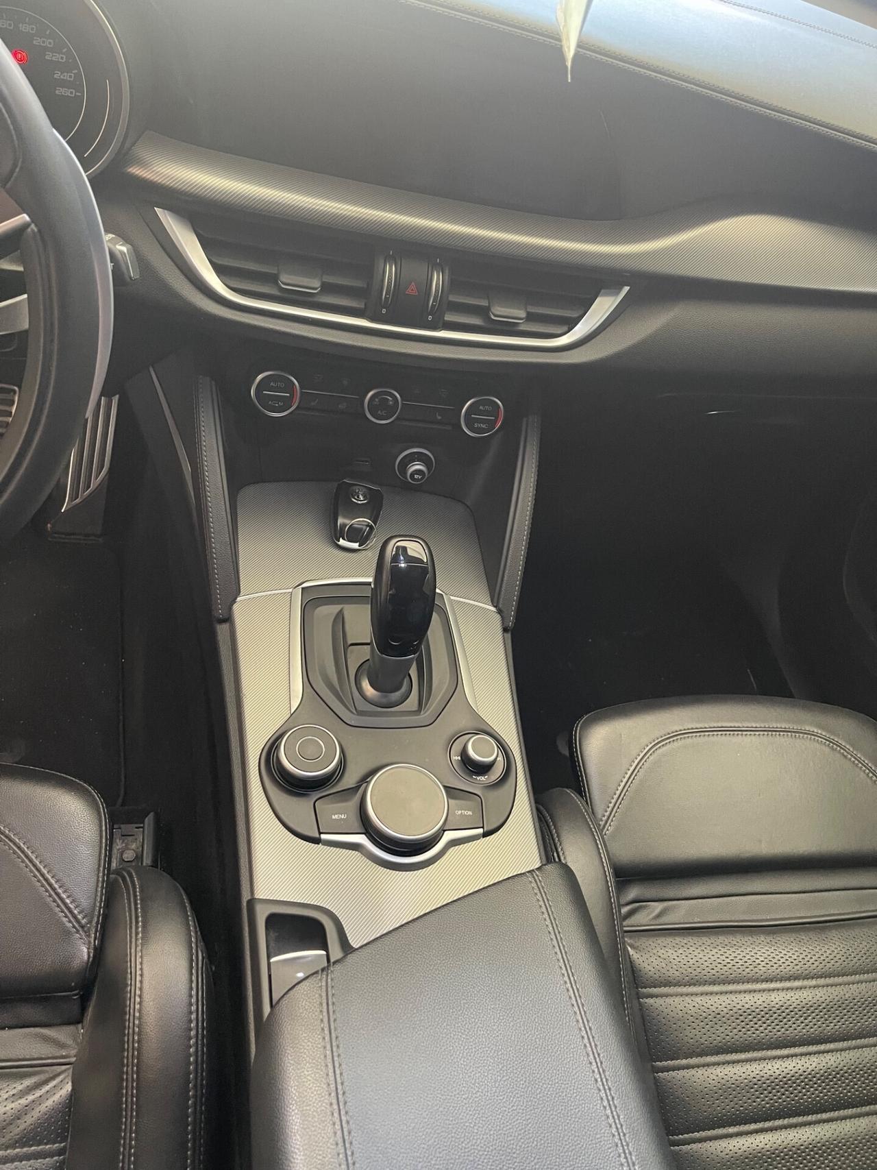 Alfa Romeo Stelvio 2.0 Turbo 280 CV AT8 Q4 Veloce