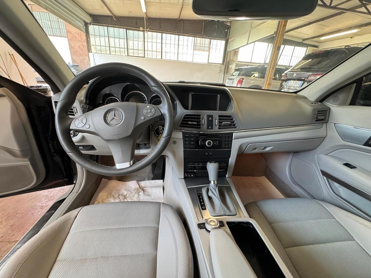 Mercedes-benz E 250 CDI Coupé BlueEFFICIENCY Avantgarde