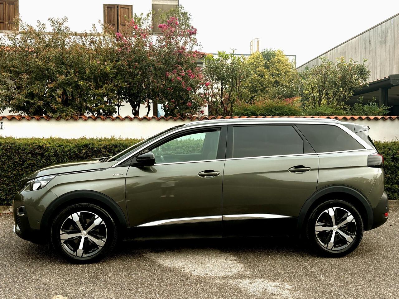 PEUGEOT 5008 2.0D 6m- 7POSTI -119000km-FULL-2018