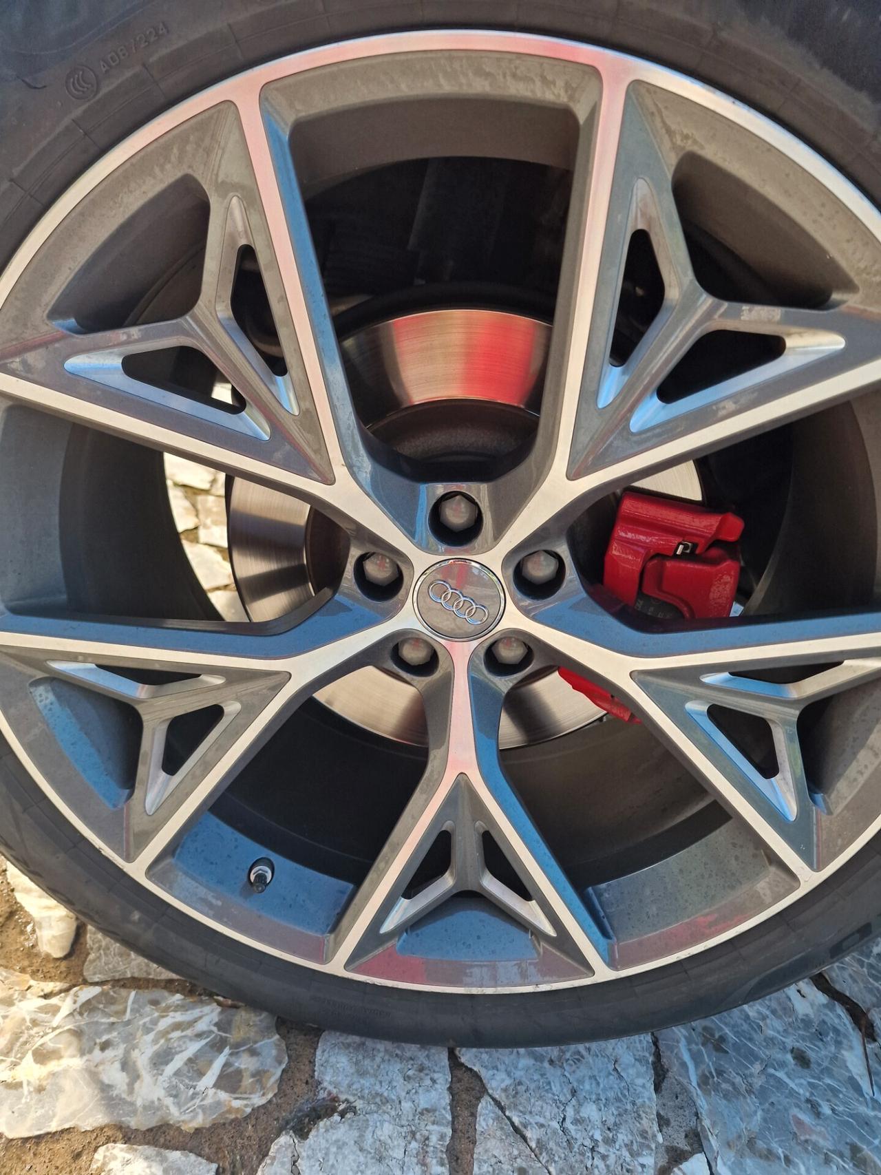 Audi Q8 50 TDI 286 CV quattro tiptronic Sport