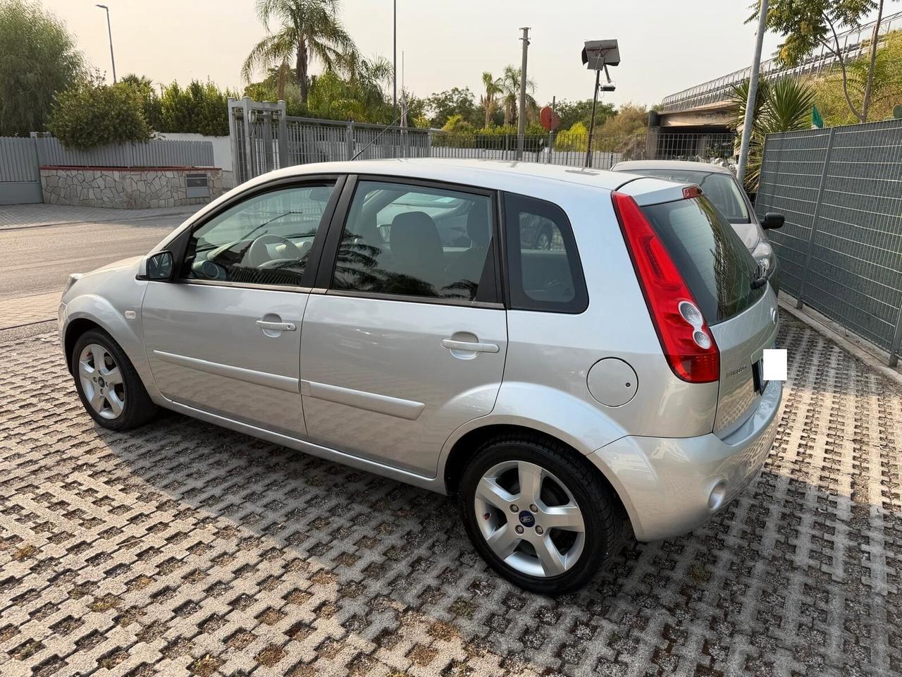 Ford Fiesta 1.4 TDCi 5p. Titanium-2007