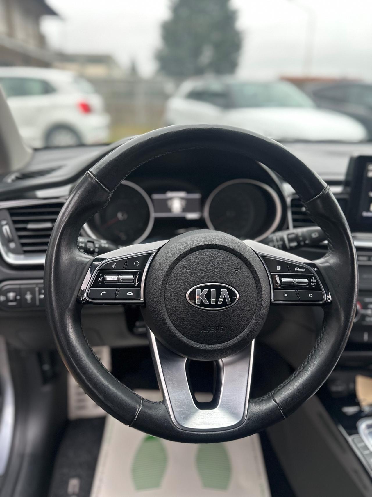 Kia Ceed 1.6 CRDi 136 CV 5p. Evolution