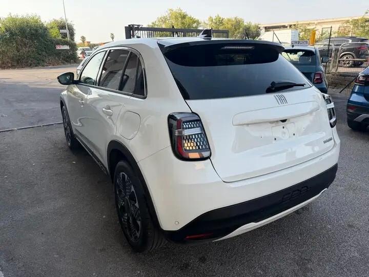 Fiat 600 Hybrid 101 CV DCT MHEV La Prima