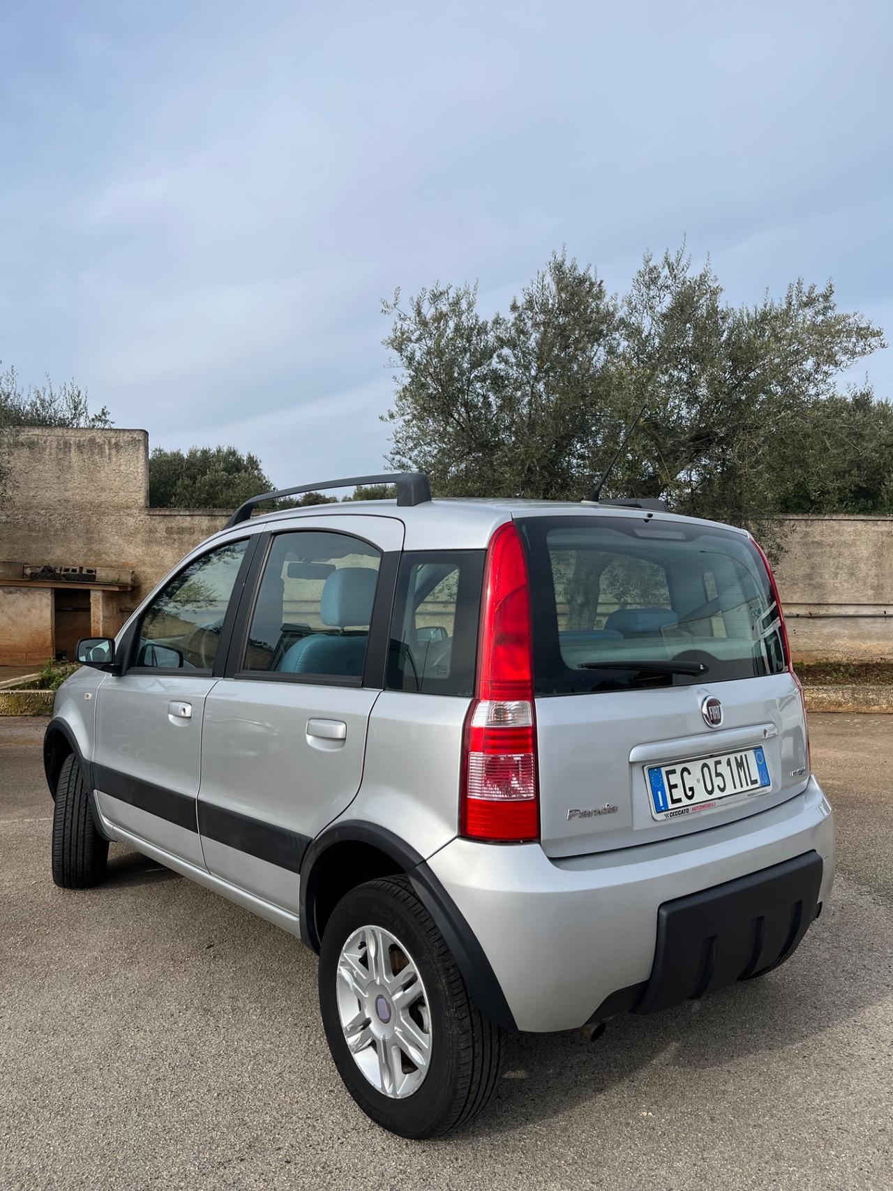 Fiat Panda 1.3 MJT 16V DPF 4x4 Climbing