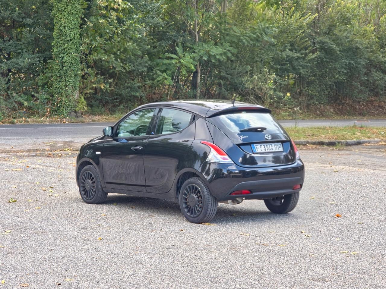 Lancia Ypsilon 1.2 69 CV 5 porte GPL Ecochic Gold E6 Manuale NEO 2019